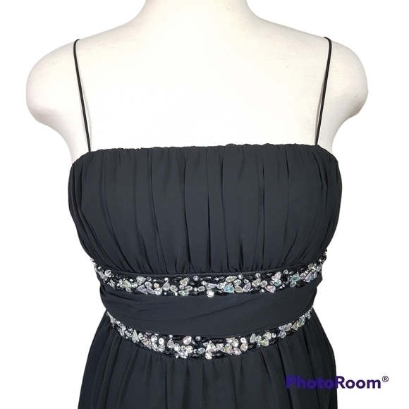 Dollar Beaded Black Midi Prom Dress. - Picture 4 of 14